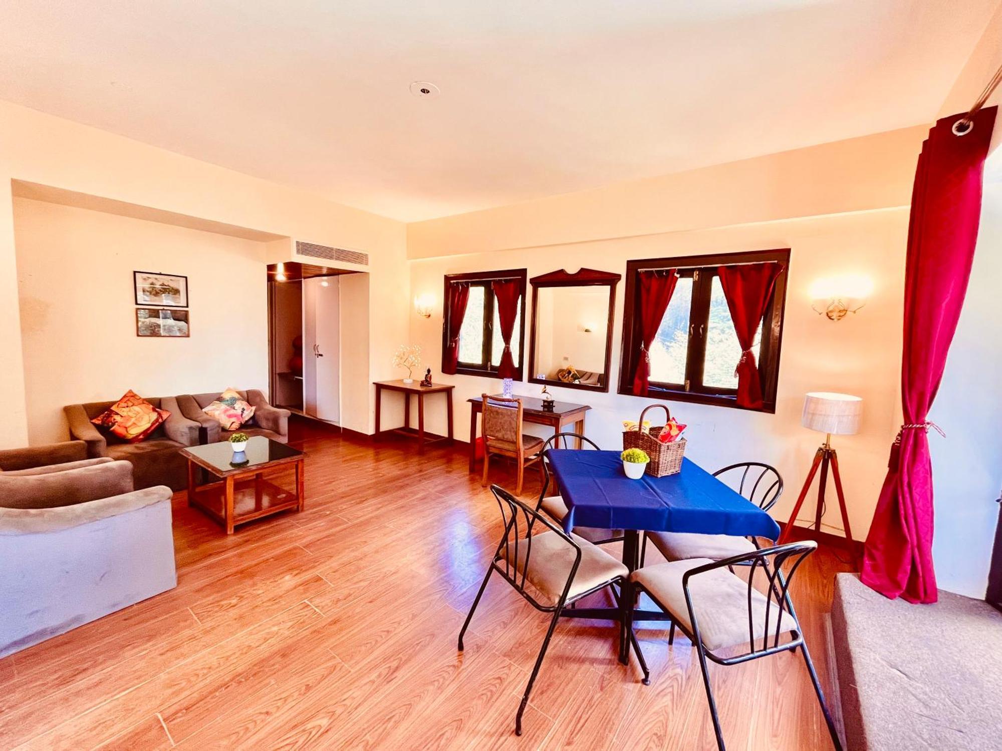 Sagar Heritage Resort, Near Mall Road Manali المظهر الخارجي الصورة