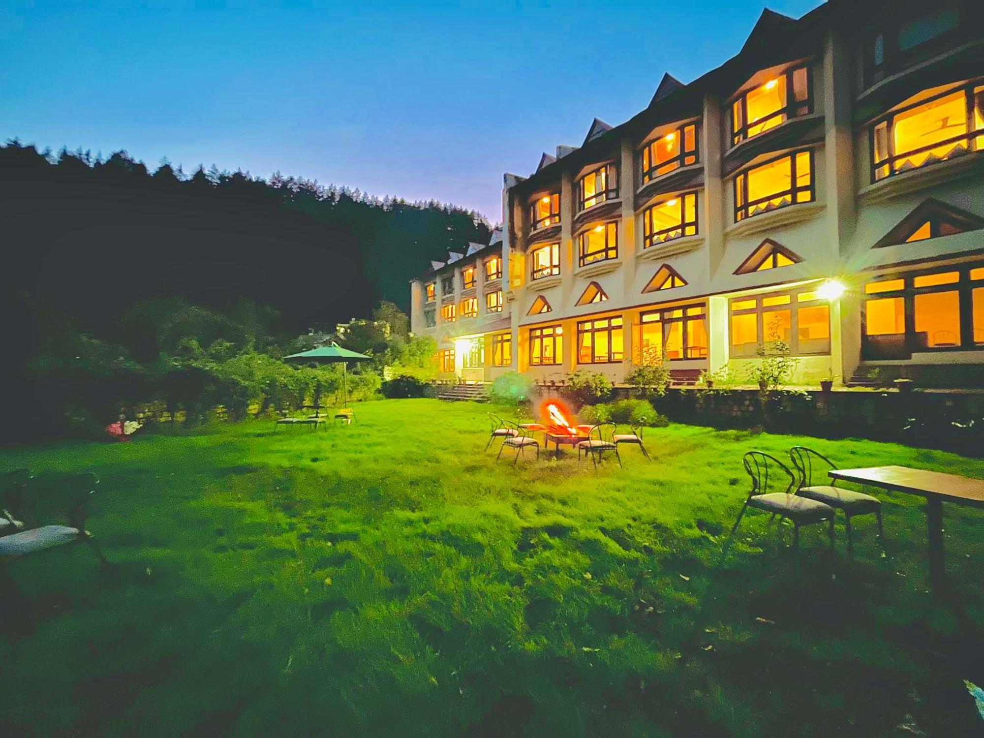 Sagar Heritage Resort, Near Mall Road Manali المظهر الخارجي الصورة